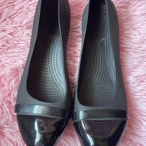 Flats crocs size 10w
